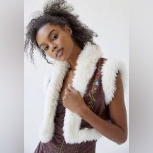 Urban Outfitters Embroidered Vest XS Faux Fur Trim